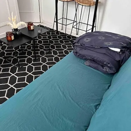 Flat *